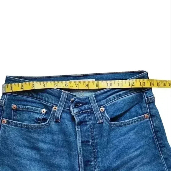 Levi's Wedgie Fit Skinny Jeans Devil Medium Wash Blue Button Fly Women's size 27 - Picture 13 of 15